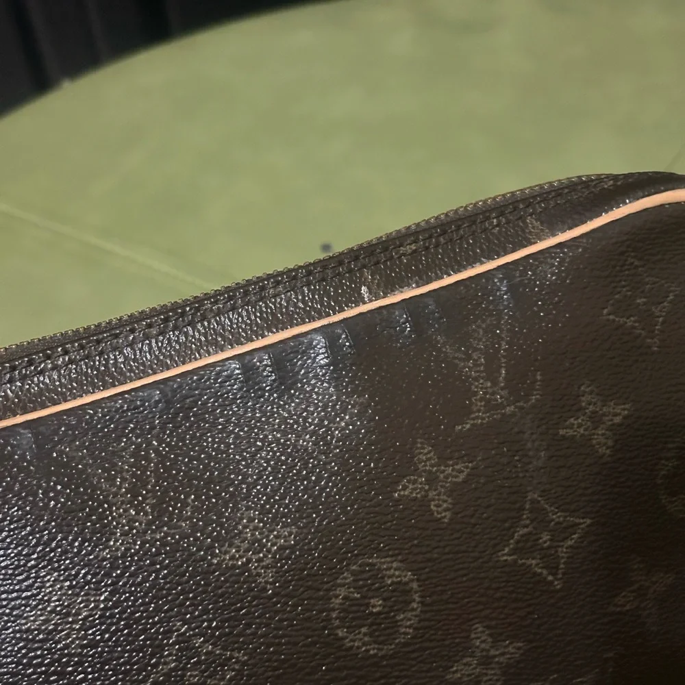 Louis Vuitton Pochette Marly Bandoulier LV Monogram Canvas Wristlet Clutch 1991